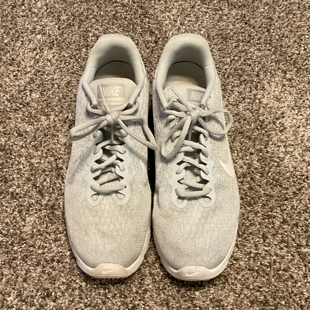 Nike Light Gray Athletic Shoes
